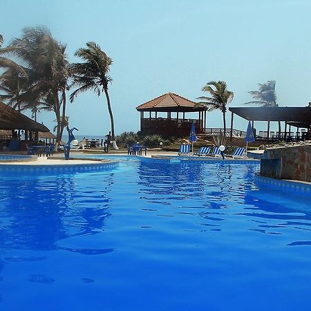 Ramada Resort Аккра Екстер'єр фото