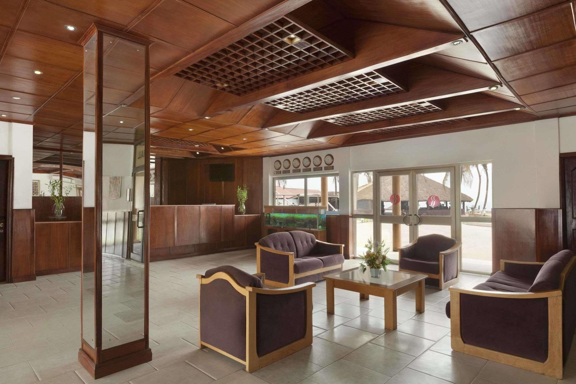 Ramada Resort Аккра Екстер'єр фото