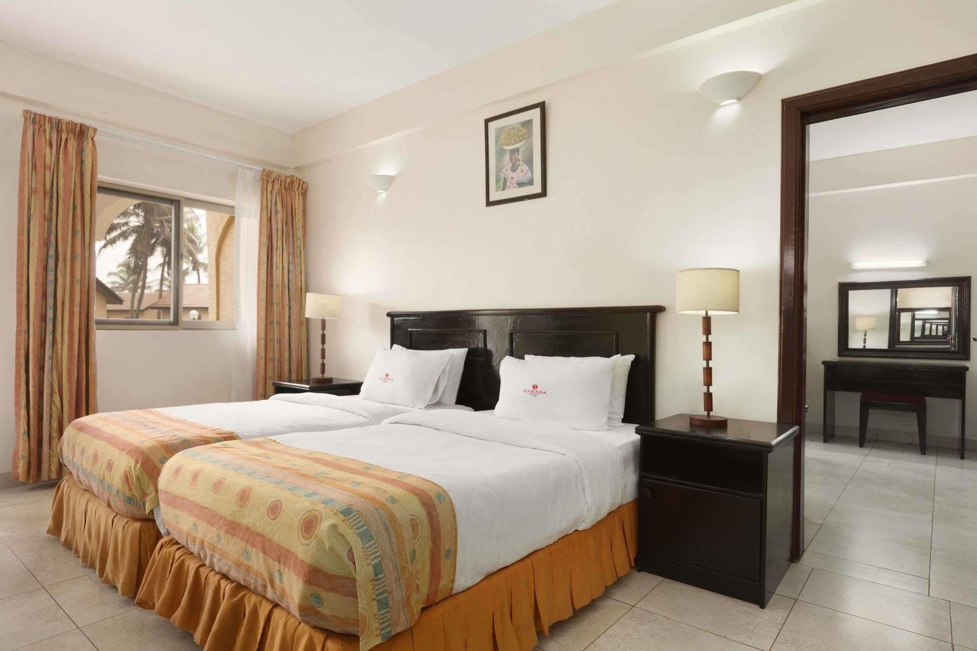 Ramada Resort Аккра Екстер'єр фото